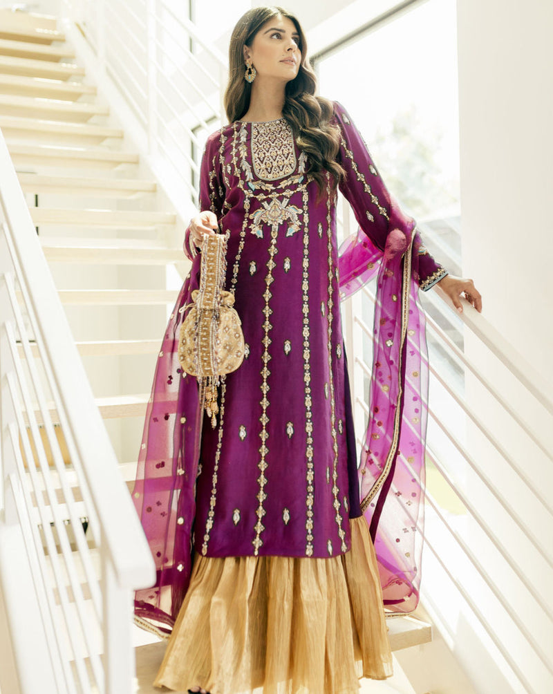 Raya 3 Piece Stitched Suit