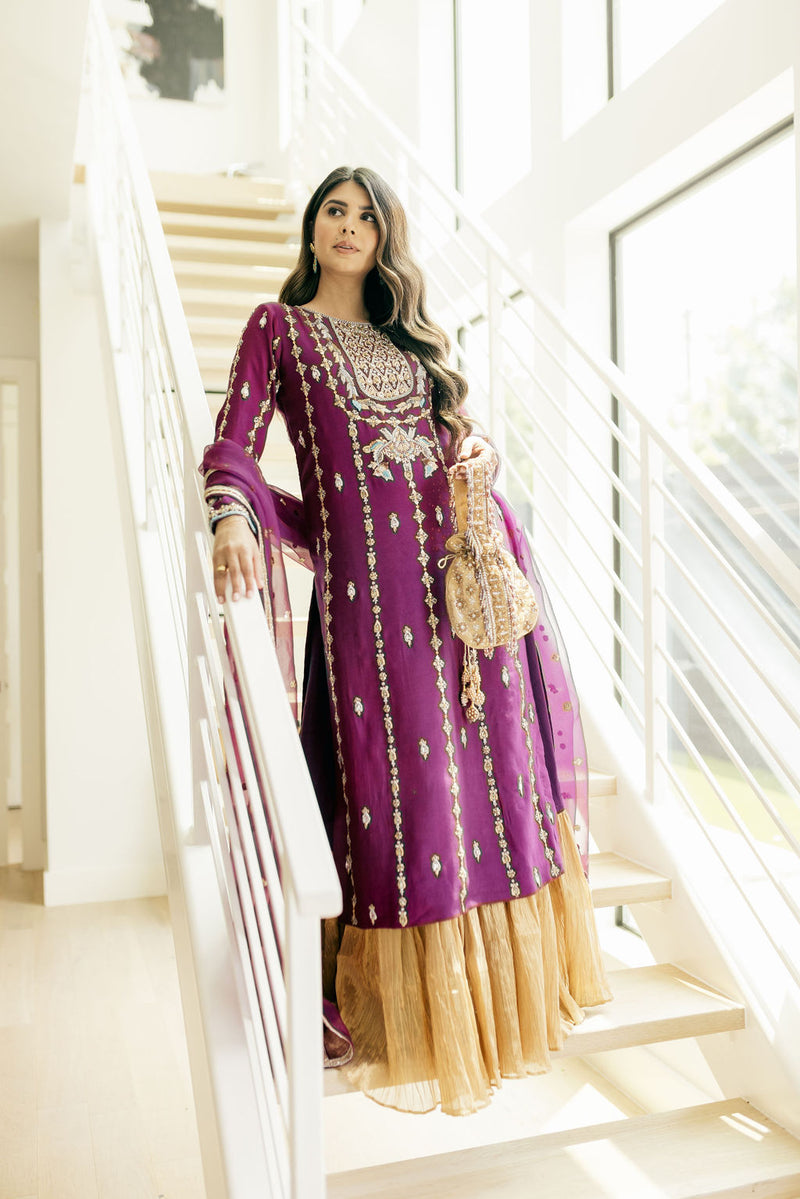 Raya 3 Piece Stitched Suit